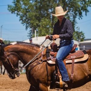 Meet your Posher, Val